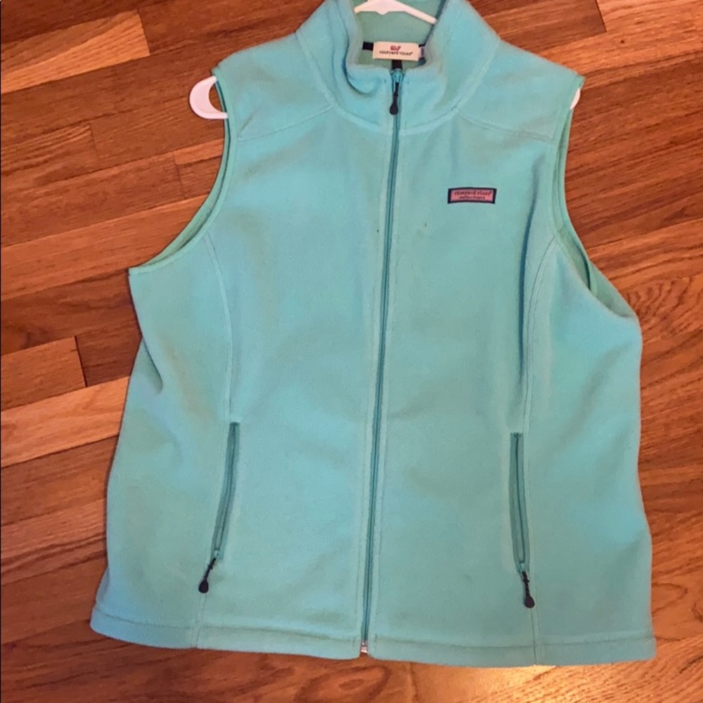 VINEYARD VINE VEST